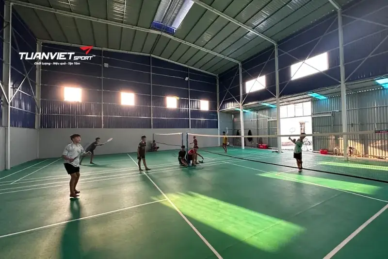 Sân cầu lông tại Nghệ An Việt.Anh Badminton