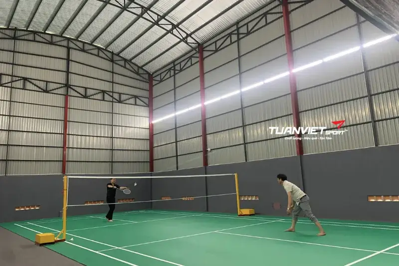 Khám Phá Sân Cầu Lông Tại Phú Yên: Top Địa Điểm Chất Lượng 2026 8 Sân cầu lông tại Phú Yên Sân cầu lông SuMy Hòa Tân