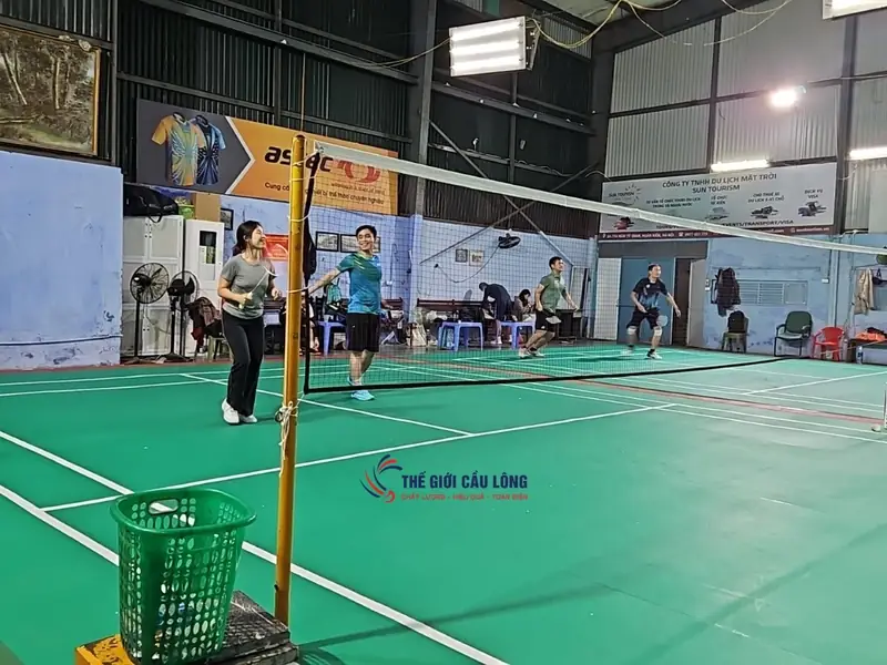 Sân cầu lông tại Phường Tràng Tiền Tinh Anh Sports Instrument Company