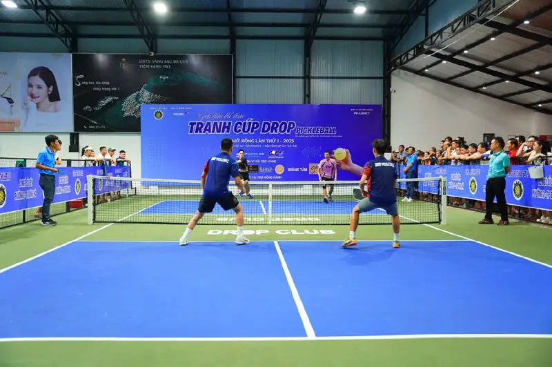 Sân cầu lông tại Quảng Trị 639 Pickleball Club với sân chơi