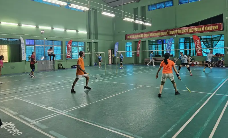 Khám Phá Sân Cầu Lông Tại Quy Nhơn: Điểm Đến Lý Tưởng Cho Người Chơi 4 Sân cầu lông tại Quy Nhơn Sân cầu lông NCT
