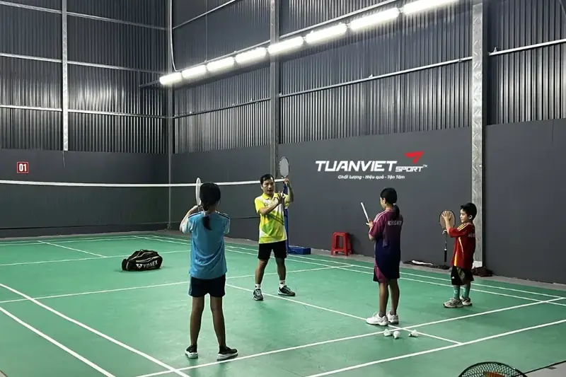Khám Phá Sân Cầu Lông Tại Tây Ninh: Top Địa Điểm Chất Lượng Nhất 2026 6 Sân cầu lông tại Tây Ninh Sân Cầu Lông KaTa