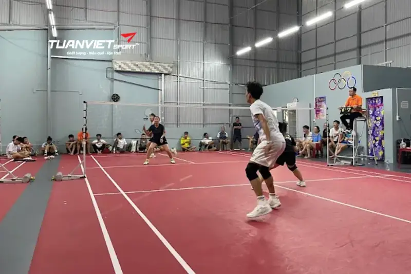 Sân cầu lông tại Vĩnh Long Sân cầu lông-Dụng cụ cầu lông Thu Trần Sport