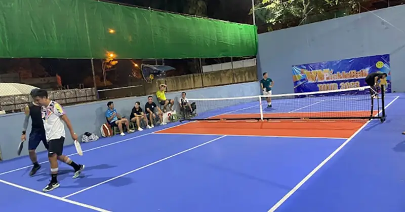 Top 10 Sân Pickleball Hà Nội: Khám Phá Điểm Đến Lý Tưởng 2026! 2 sân pickleball các quận Hà Nội người chơi pickleball