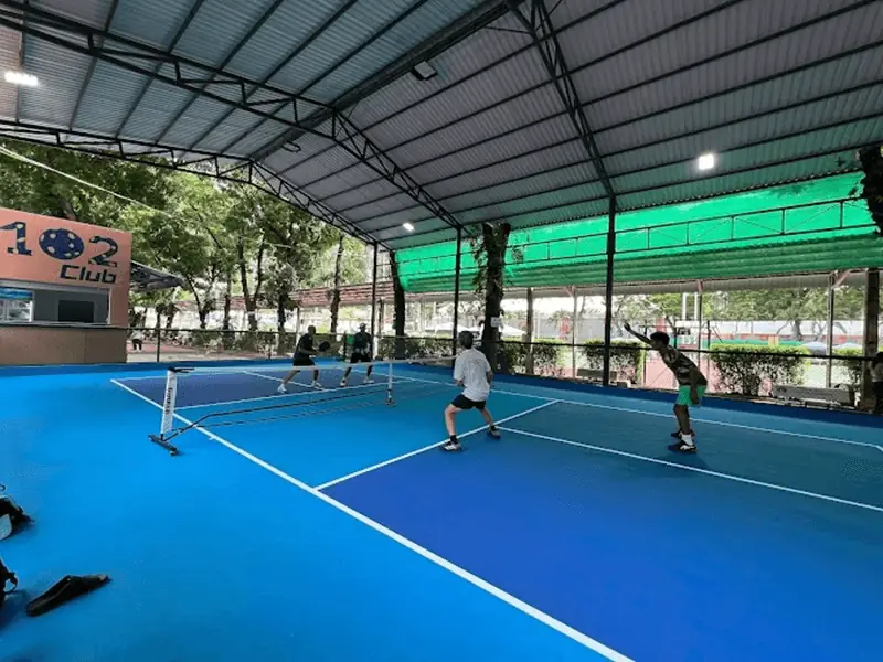 sân pickleball các quận khác TPHCM vợt pickleball