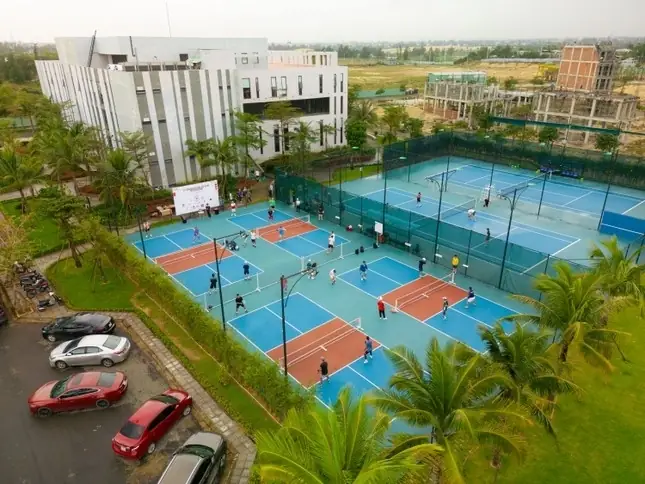 Sân Pickleball Đà Nẵng 2026: Khám Phá 10 Điểm Chơi Đỉnh Cao 5 Sân pickleball tại Đà Nẵng GreenZone Pickleball với không gian cây xanh