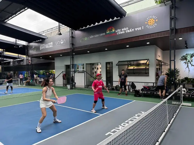 Sân Pickleball Đà Nẵng 2026: Khám Phá 10 Điểm Chơi Đỉnh Cao 3 Sân pickleball tại Đà Nẵng Sân Pickleball UNION với thiết kế chuyên nghiệp