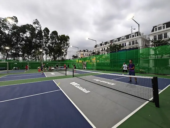 san pickleball tai ha noi theo quan san pickleball hoang mai