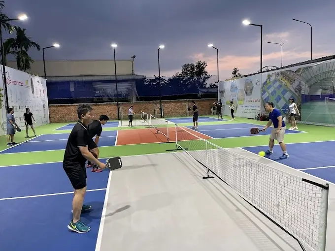 Top Sân Pickleball Phường An Phú: Trải Nghiệm Đỉnh Cao 2026 5 Sân pickleball tại Phường An Phú A.T Pickleball Club