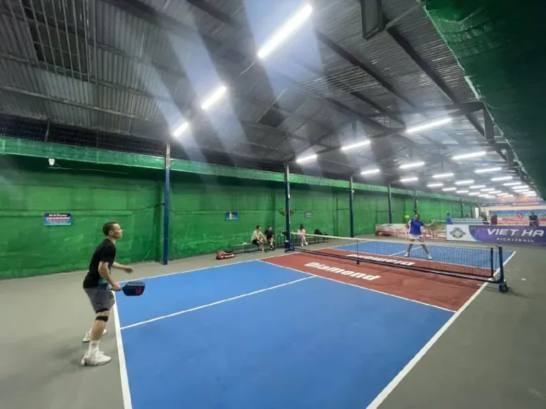 san pickleball tai quan hong bang san vip pickleball bao bi xi mang