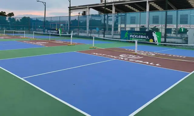 Sân Pickleball Liên Chiểu: Khám Phá Điểm Đến Hấp Dẫn Năm 2026 2 Sân pickleball tại Quận Liên Chiểu Sân Pickleball Liên Chiểu Tôn Đức Thắng