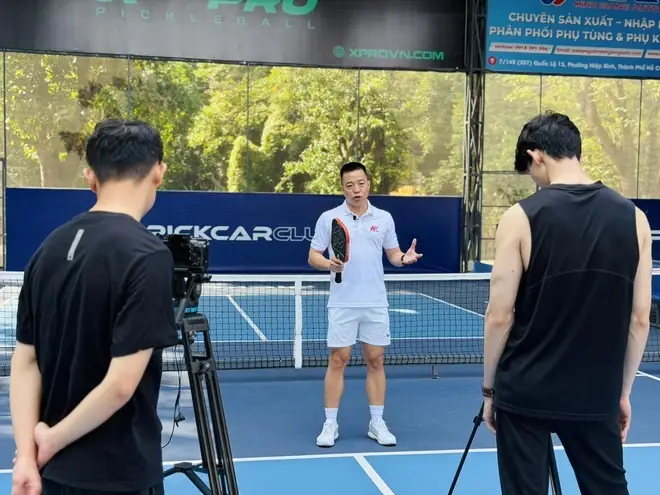 sao Việt và HLV pickleball nổi tiếng HLV pickleball hướng dẫn