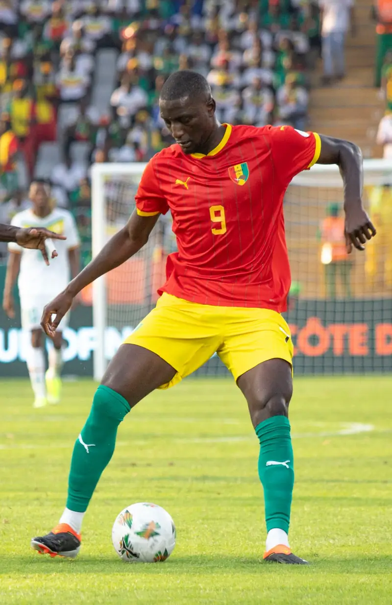 Serhou Guirassy Serhou Guirassy trong màu áo FC Köln phần 3