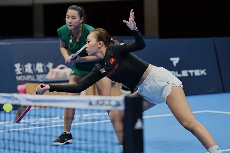 Sophia Huỳnh Trần Vận động viên pickleball Sophia Huỳnh Trần thi đấu phần 3