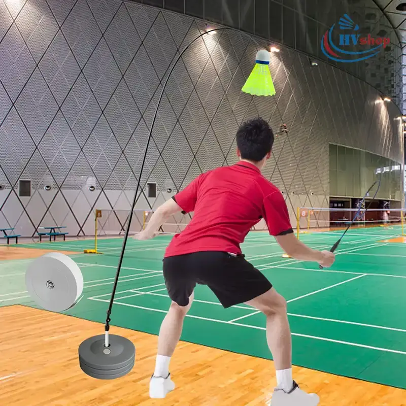 tập cầu lông tại nhà người nhảy dây