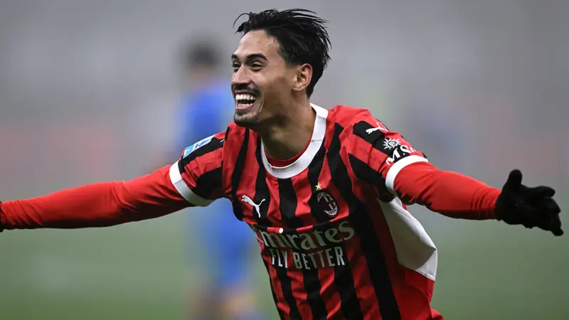 Tijjani Reijnders Tijjani Reijnders ghi bàn cho AC Milan phần 4