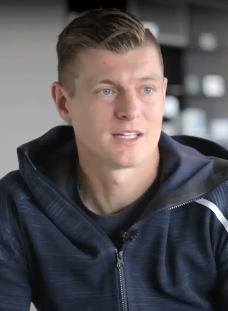 toni kroos chan dung cau thu toni kroos 0