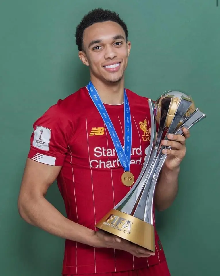 Trent Alexander-Arnold Trent Alexander-Arnold trong màu áo Liverpool phần 3