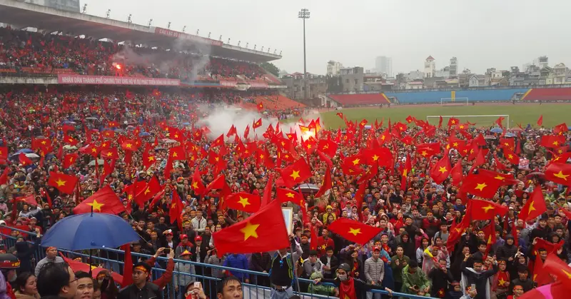 U23 Việt Nam Á Quân Châu Á 2018: Kỳ Tích Lịch Sử Hay Bài Học Đắt Giá? 3 u23 việt nam á quân u23 châu á 2018 Cổ động viên ăn mừng