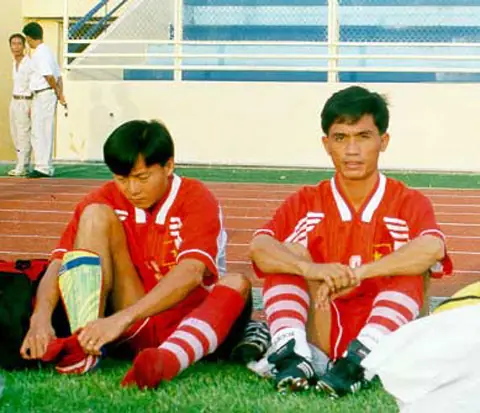 Văn Sỹ Hùng Văn Sỹ Hùng nhận giải thưởng