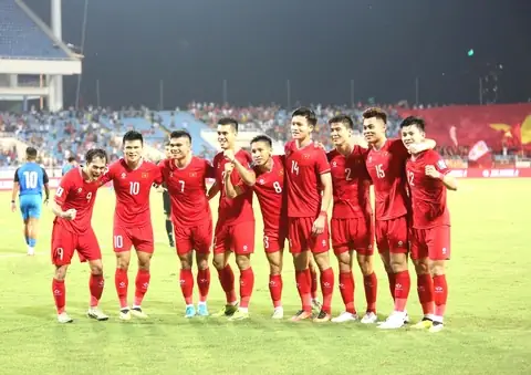 Việt Nam World Cup 2026: Cơ Hội Nào Cho Những Chiến Binh Sao Vàng? 9 vong loai world cup 2026 viet nam doi tuyen viet nam an mung