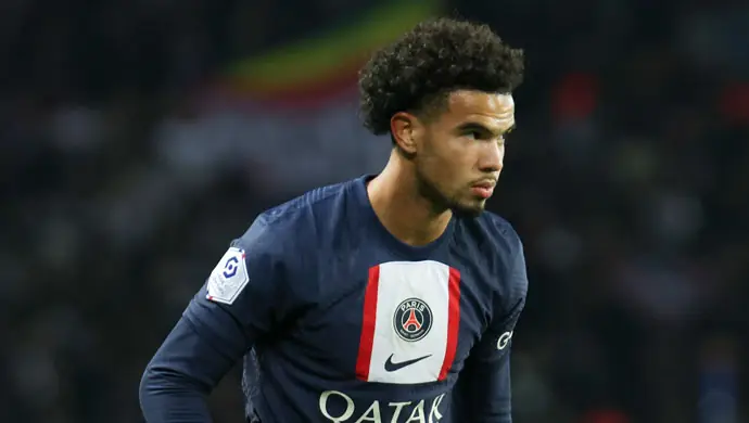 Warren Zaïre-Emery: Ngôi sao trẻ PSG và hành trình kỳ diệu 2 Warren Zaïre-Emery Warren Zaïre-Emery trong màu áo đội trẻ PSG phần 3