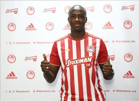 Yaya Touré: Hành Trình Vĩ Đại Của "Quái Vật" Tuyến Giữa 2 Yaya Touré Yaya Touré thi đấu trong màu áo Olympiakos phần 3