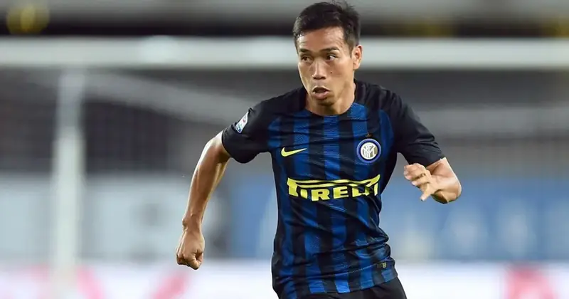 Yuto Nagatomo Yuto Nagatomo thi đấu cho Inter Milan phần 4